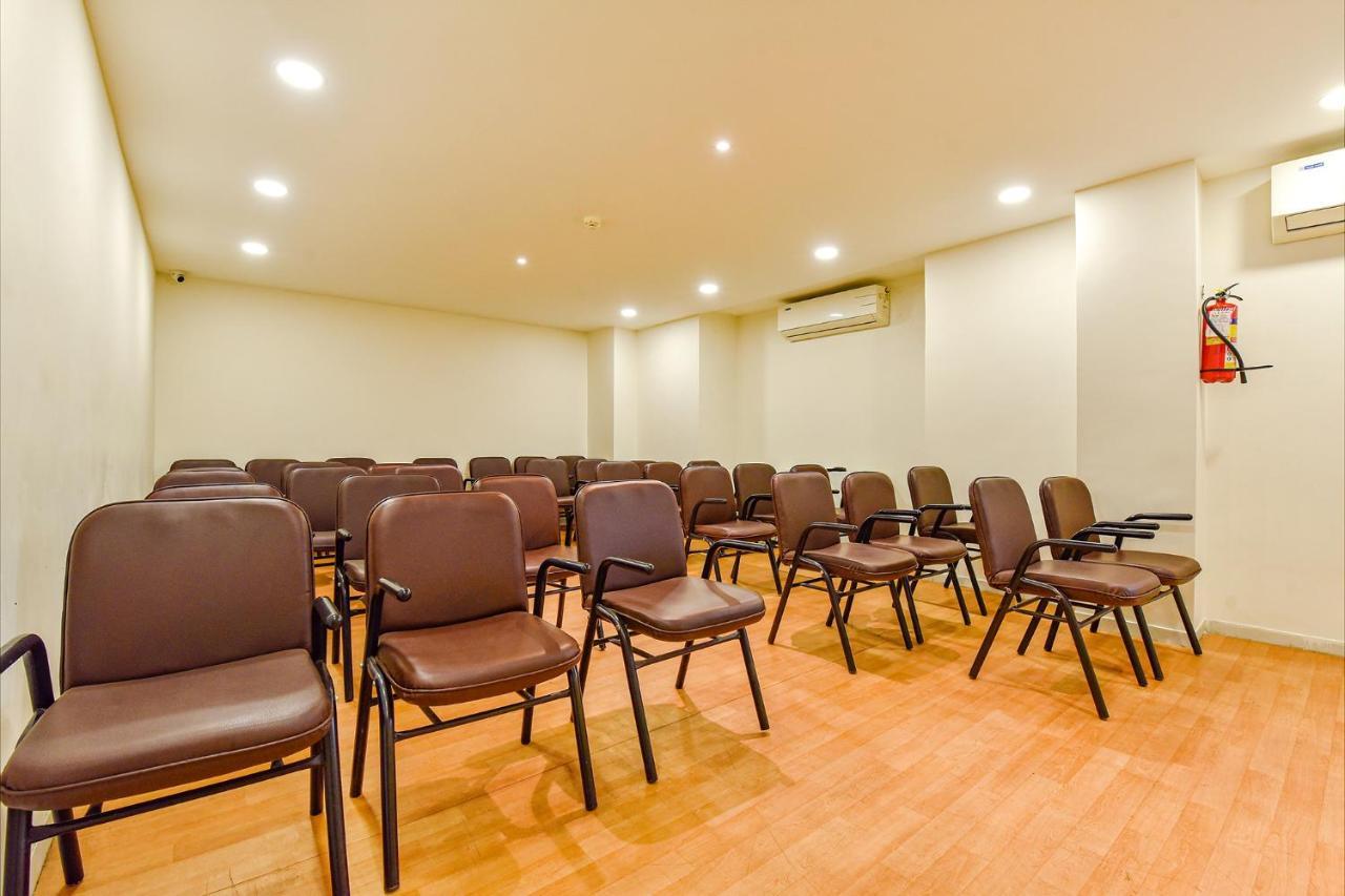 Fabhotel Prime Grand Unity, Changodar Ahmedabad Exterior photo